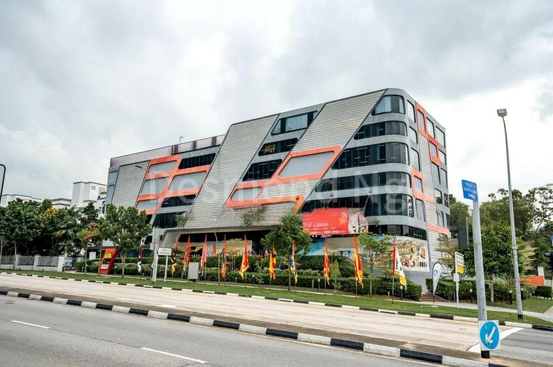 Shop / Shophouse for Rent: Liv @ Changi • Prime Retail Location with High Foot Traffic Potential - Image 7