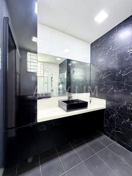 2 Bed Condo for Sale in  Northvale - Image 1