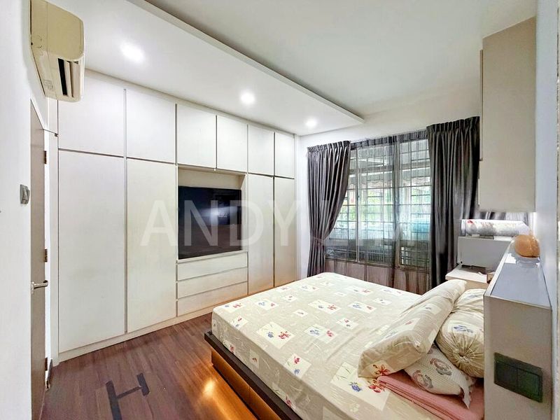 2 Bed Condo for Sale in  Northvale - Image 3