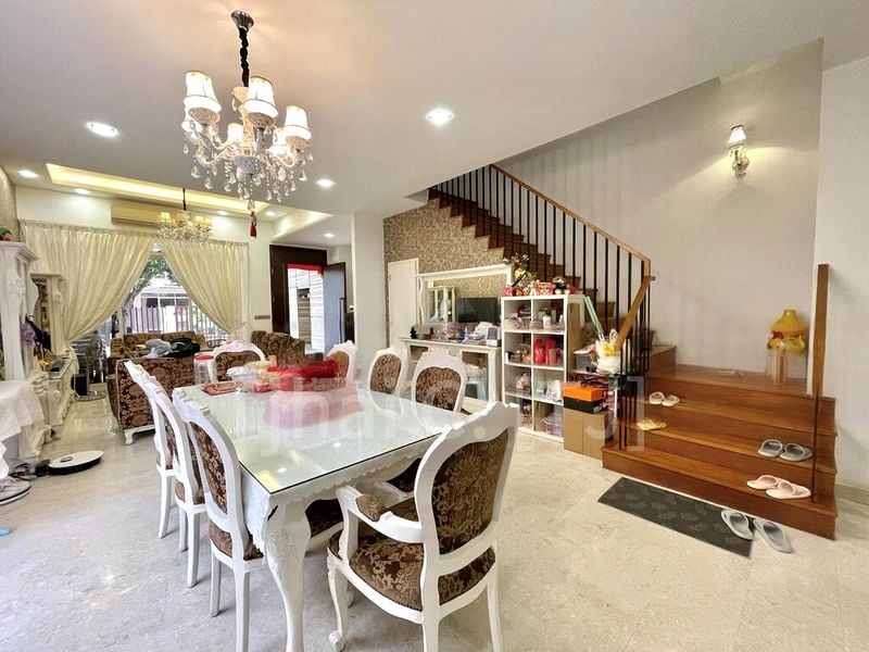 5 Bed Semi-Detached House (Landed) for Rent in Luxus Hills - Image 6