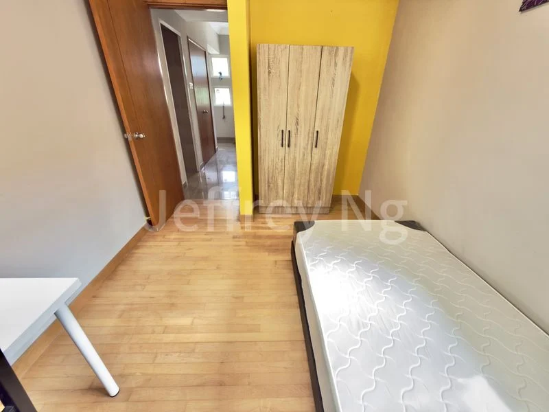 Common Room (Condo) for Rent in  Sandy Palm - Image 2