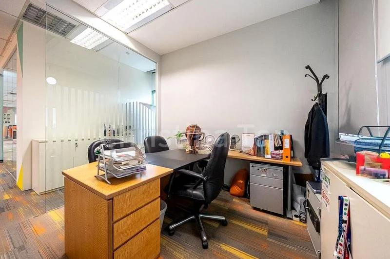 Office for Rent: 1 Finlayson Green - Image 7