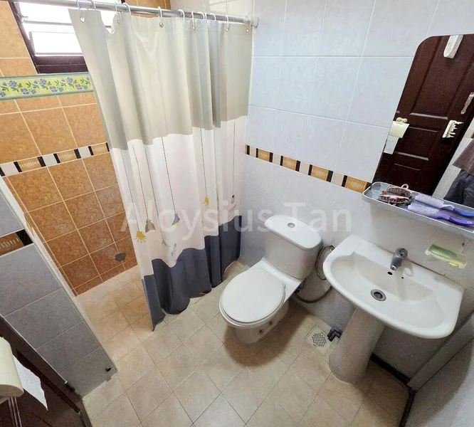 4 Room (4A) HDB for Sale in  150 Rivervale Crescent - Image 4