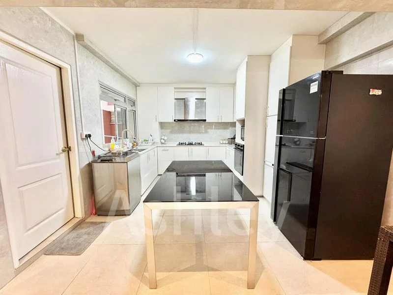 5 Room (5I) HDB for Sale in  648 Jalan Tenaga - Image 6