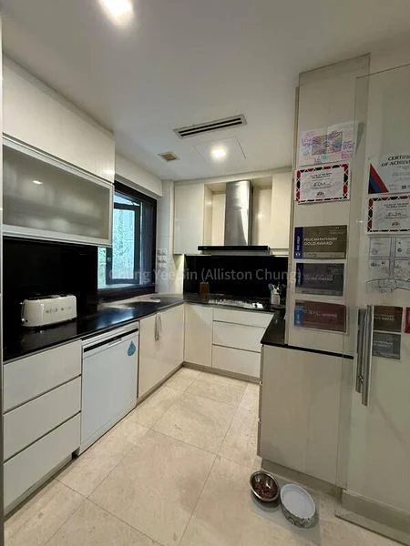 5 Bed Terraced House (Landed) for Rent in  The Greenwood - Image 6