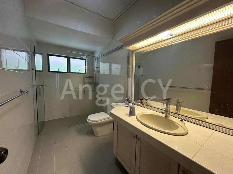 6 Bed Semi-Detached House (Landed) for Sale in  Greenbank Park - Image 5