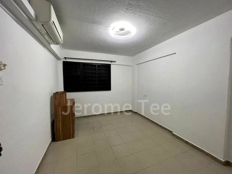 3 Room (3NG) HDB for Rent in  265 Bukit Batok East Avenue 4 - Image 4