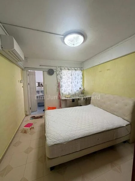 3 Room (3NG) HDB for Rent in  742 Yishun Avenue 5 - Image 1