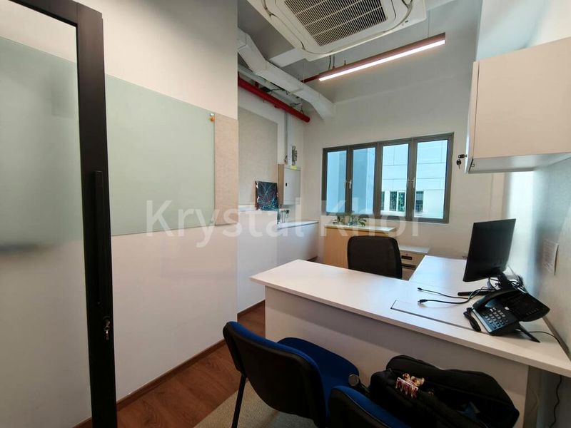 Office for Rent: Premium, Lavish Petite Shophouses with Elegance ✦ CBD Spaces - Image 8