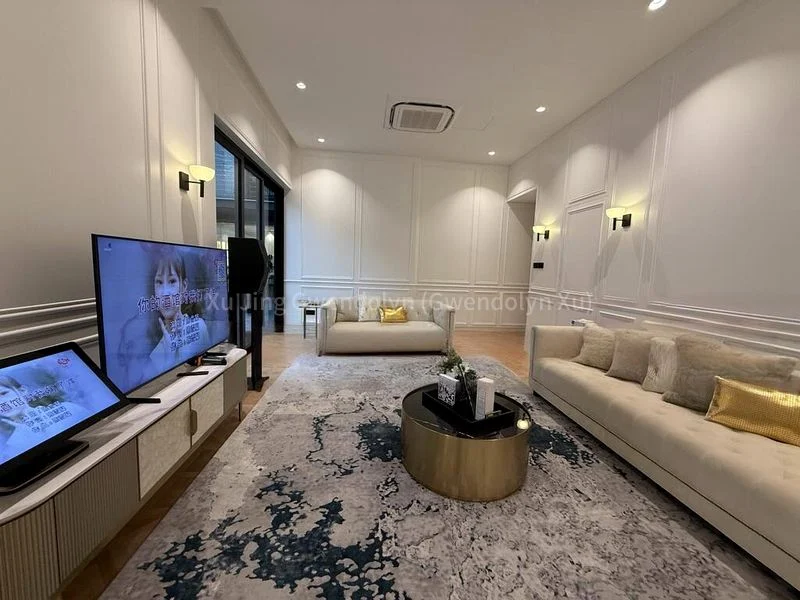 5 Bed Bungalow (Landed) for Rent in  Victoria Park Close - Image 10