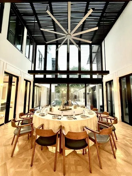 5 Bed Bungalow (Landed) for Rent in  Victoria Park Close - Image 12