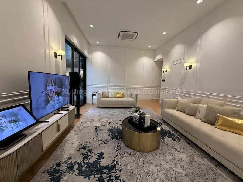 5 Bed Bungalow (Landed) for Rent in  Victoria Park Close - Image 14