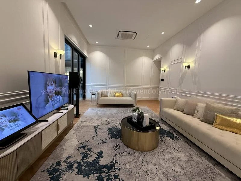 5 Bed Bungalow (Landed) for Rent in  Victoria Park Close - Image 5