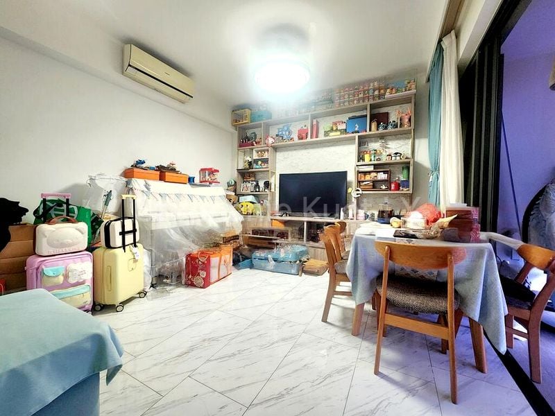 3 Bed Executive Condo for Sale in  The Criterion - Image 2