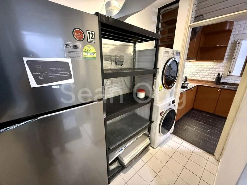 Common Room (Condo) for Rent in  Harbourlights - Image 2