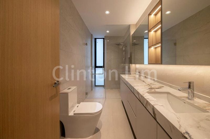 5 Bed Terraced House (Landed) for Sale in  Sembawang Hills Estate - Image 4