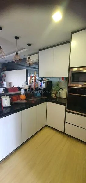 Maisonette HDB for Sale in  558 Hougang Street 51 - Image 11