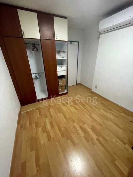 Common Room (HDB) for Rent in 104B Edgefield Plains - Image 5