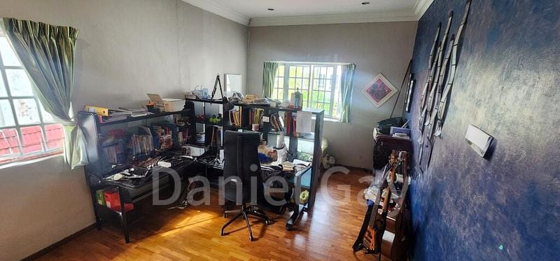 4 Bed Corner Terrace (Landed) for Sale in  Yio Chu Kang Road - Image 1