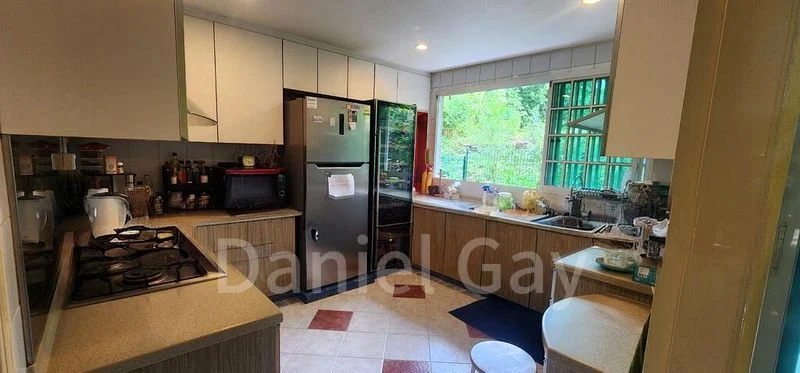 4 Bed Corner Terrace (Landed) for Sale in  Yio Chu Kang Road - Image 13