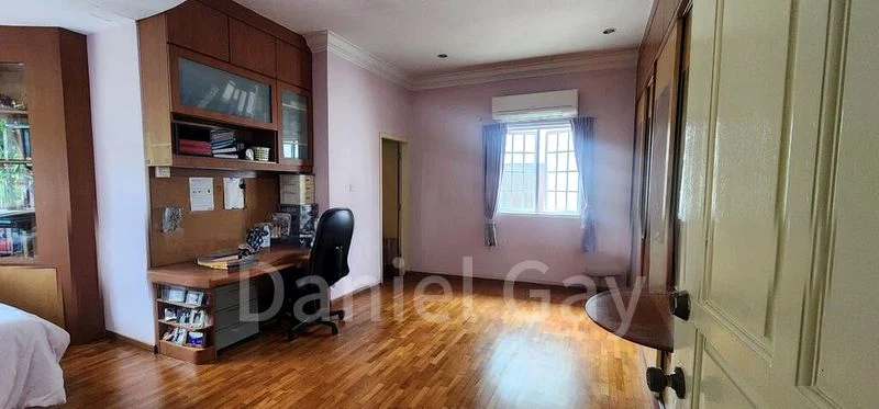 4 Bed Corner Terrace (Landed) for Sale in  Yio Chu Kang Road - Image 9