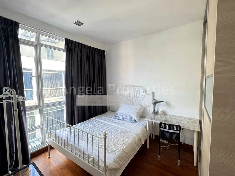 5 Bed Semi-Detached House (Landed) for Sale in  Hillsgrove - Image 1