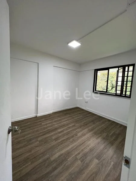 4 Room (4A) HDB for Rent in  574 Ang Mo Kio Avenue 10 - Image 10