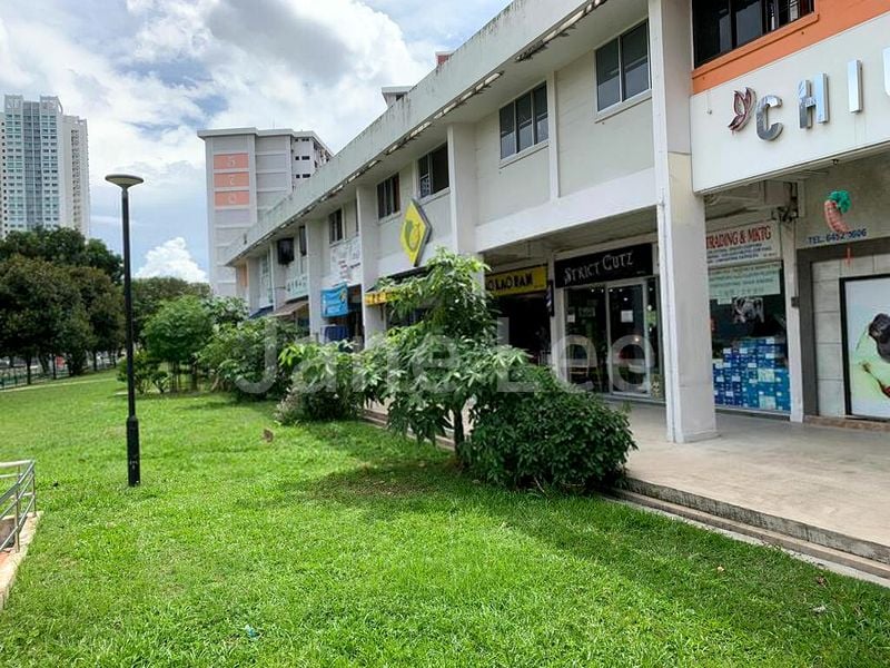 4 Room (4A) HDB for Rent in  574 Ang Mo Kio Avenue 10 - Image 2