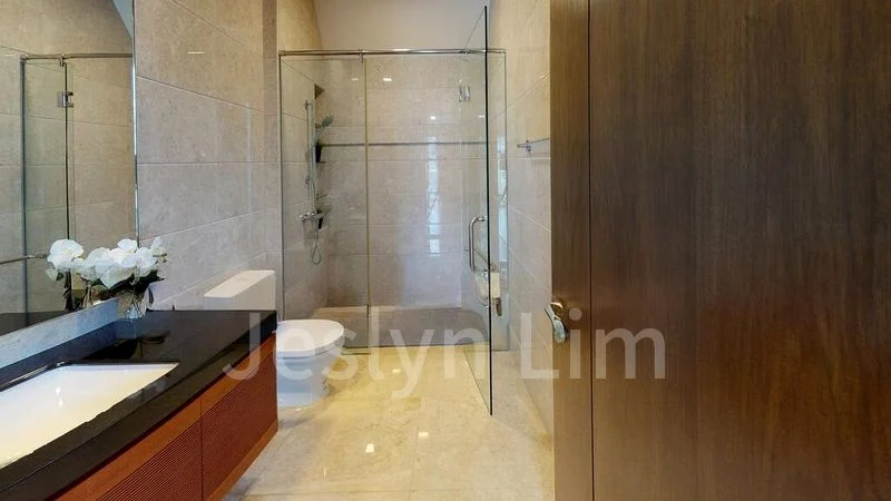 8 Bed Bungalow (Landed) for Rent in Lornie Road - Image 9