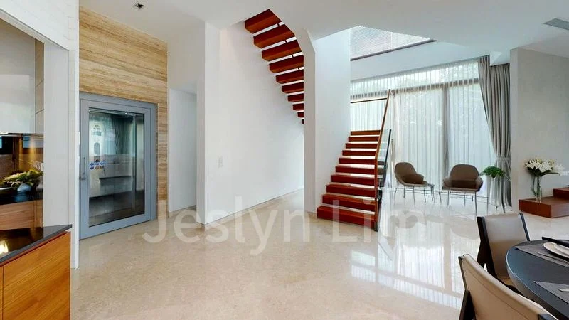 8 Bed Bungalow (Landed) for Rent in Lornie Road - Image 3