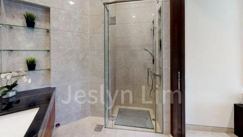 8 Bed Bungalow (Landed) for Rent in Lornie Road - Image 7