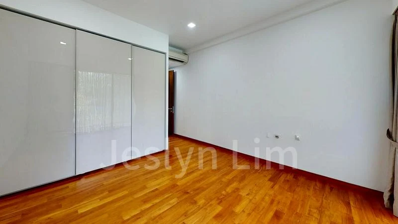 8 Bed Bungalow (Landed) for Rent in Lornie Road - Image 2