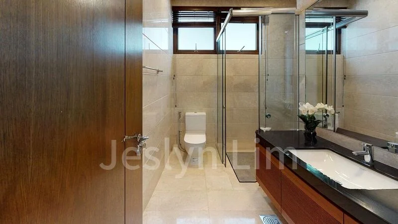 8 Bed Bungalow (Landed) for Rent in Lornie Road - Image 8