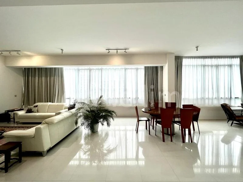 6 Bed Apartment (Condo) for Sale in  The Vermont On Cairnhill - Image 2