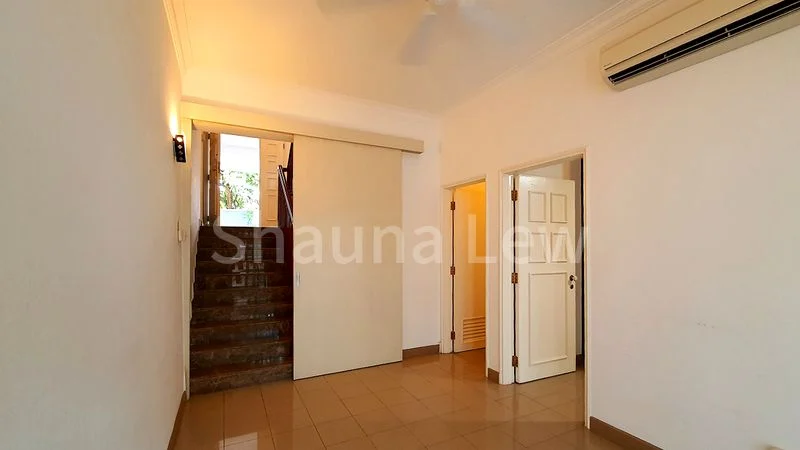 4 Bed Cluster House (Landed) for Rent in Chancery Grove - Image 6