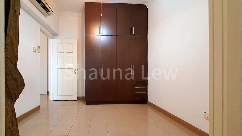 4 Bed Cluster House (Landed) for Rent in Chancery Grove - Image 3