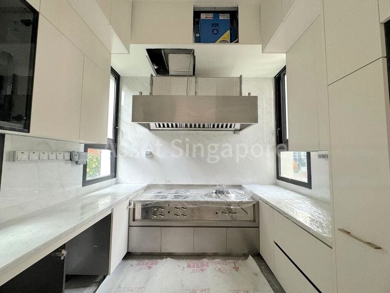 8 Bed Bungalow (Landed) for Sale in Dunearn Estate - Image 8