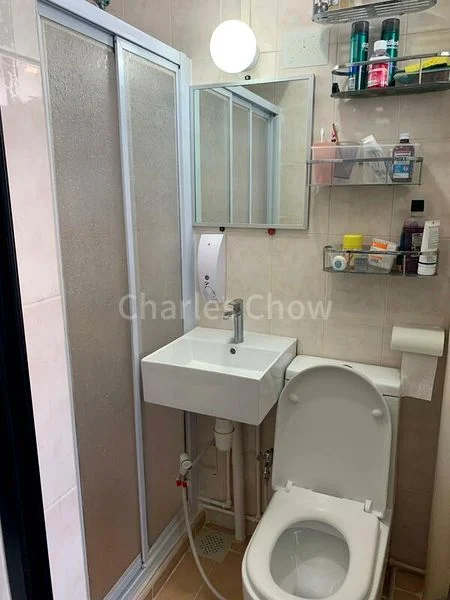 Common Room (HDB) for Rent in  22 Dover Crescent - Image 2