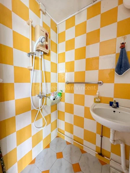 3 Room (3I) HDB for Sale in  116 Lorong 2 Toa Payoh - Image 6