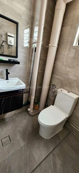 Common Room (HDB) for Rent in  516 Hougang Avenue 10 - Image 3