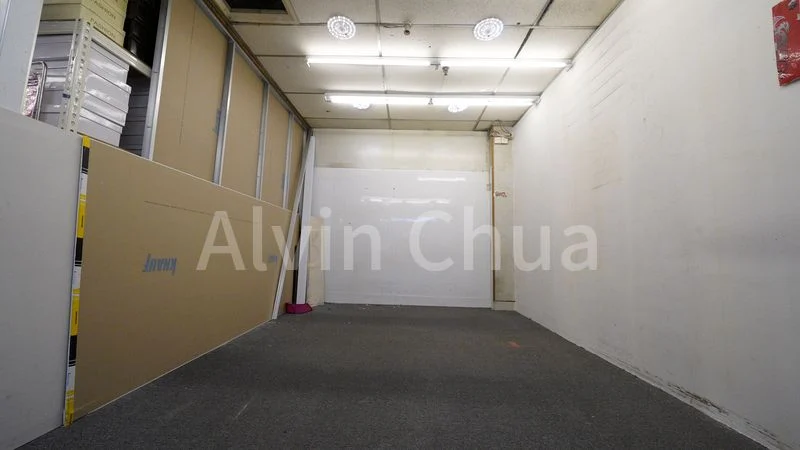 Mall Shop for Rent in Lucky Plaza - Image 1