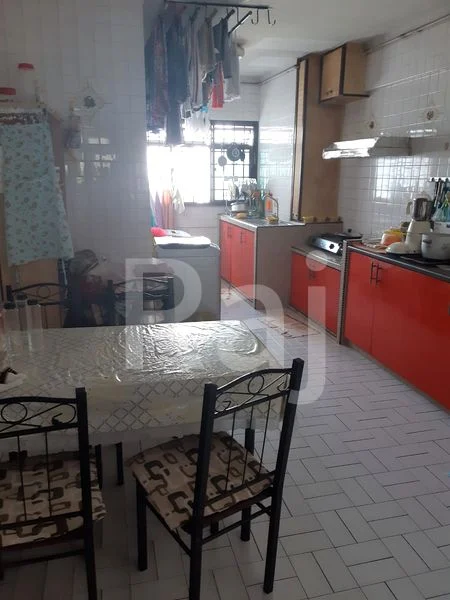 3 Room (3NG) HDB for Rent in  219 Tampines Street 24 - Image 2