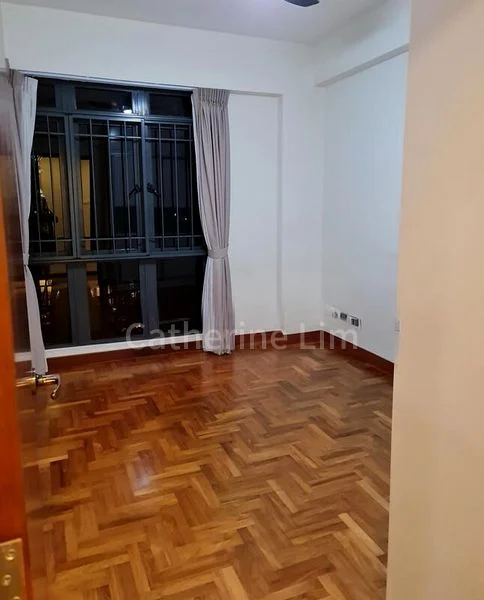 4 Bed Condo for Sale in  East Meadows - Image 2