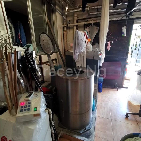 Shop / Shophouse for Rent: Upper East Coast Road - Image 3