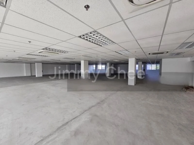 Office for Rent: Single Floor Plate, Ideal for Commercial School | Central | 130m to MRT - Image 3