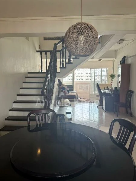 Maisonette HDB for Sale in  354 Bukit Batok Street 31 - Image 5