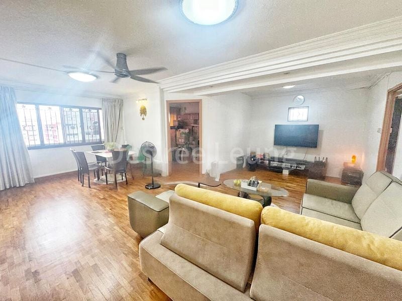 5 Room (5I) HDB for Sale in 440 Hougang Avenue 8 - Image 13