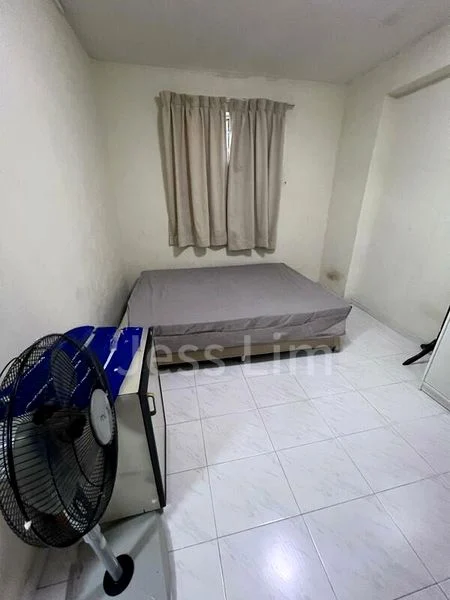 3 Room (3A) HDB for Rent in  534 Bukit Batok Street 51 - Image 3
