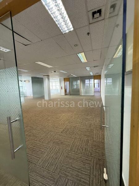 Light Industrial (B1) for Rent: 34 Boon Leat Terrace - Image 1