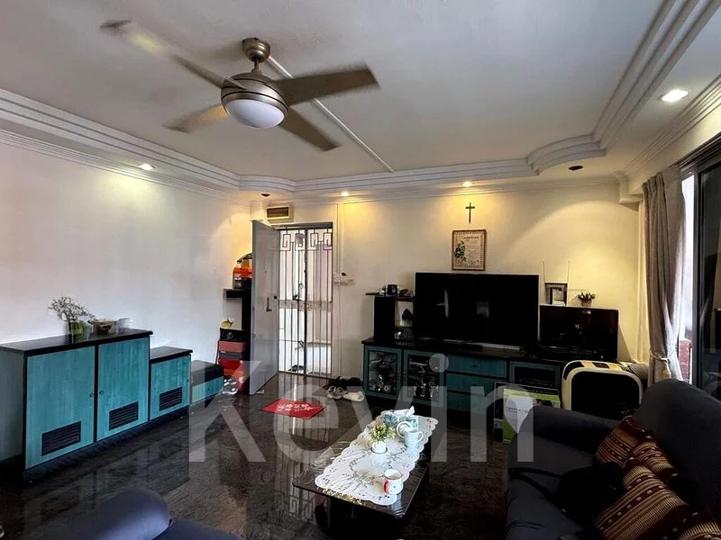 Executive HDB for Sale in  582 Pasir Ris Street 53 - Image 11